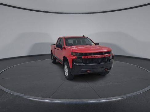Used 2020 Chevrolet Silverado 1500 Custom Trail Boss w/ Custom Convenience Package AWD/4WD image 4