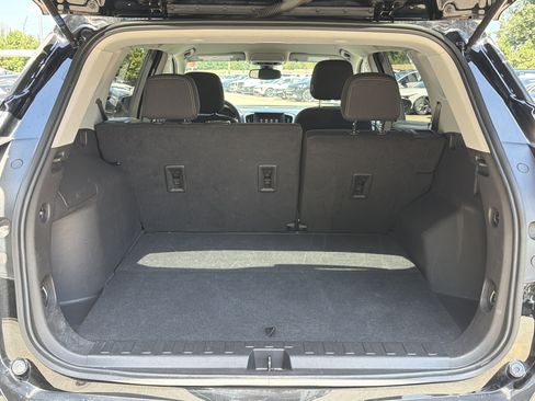 Used 2024 GMC Terrain SLE AWD/4WD image 26