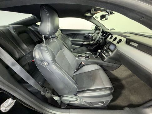 Used 2015 Ford Mustang GT Premium image 25