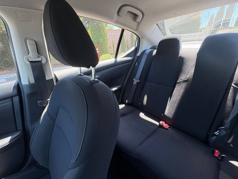 Used 2025 Nissan Sentra S FWD image 37