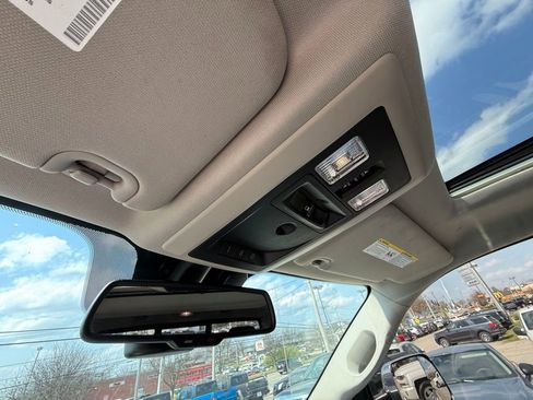 Used 2016 RAM 1500 Laramie w/ Convenience Group image 24