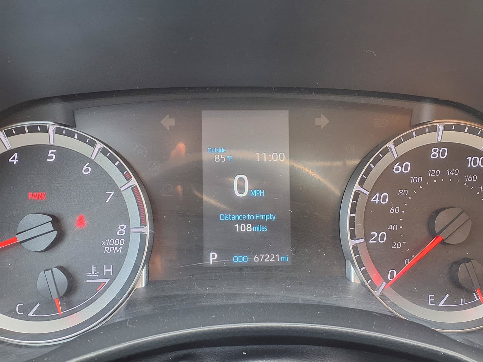 Used 2022 Toyota Highlander LE AWD/4WD image 13