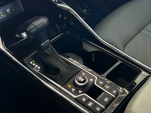 Certified 2024 Kia Sorento SX Prestige w/ Sage Leather Package image 22