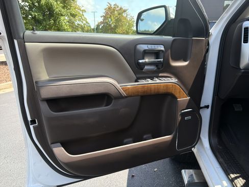 Used 2018 GMC Sierra 1500 SLT w/ SLT Premium Package AWD/4WD image 23