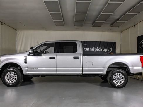 Used 2019 Ford F250 XLT AWD/4WD image 11