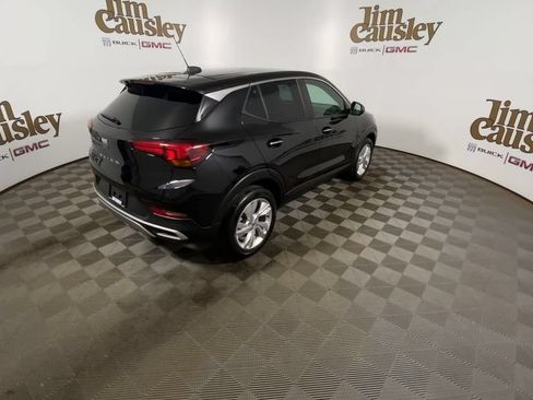 Certified 2024 Buick Encore GX Preferred w/ Comfort Package FWD image 8