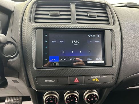 Used 2022 Mitsubishi Outlander Sport ES image 14