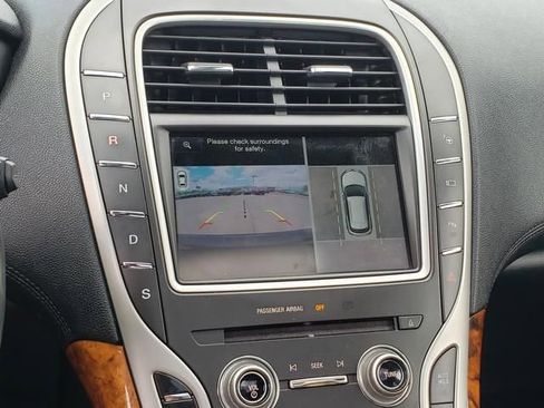 Used 2016 Lincoln MKX Reserve w/ Technology Package AWD/4WD image 26
