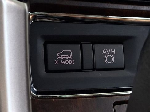 Used 2019 Subaru Ascent Touring image 25