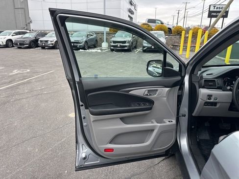 Used 2017 Honda Ridgeline RTL-T image 29