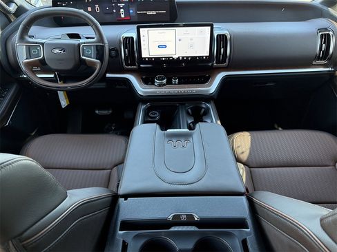 New 2025 Ford Expedition King Ranch image 32