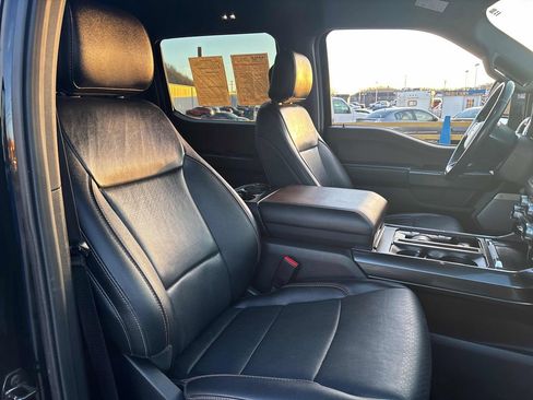 Used 2022 Ford F150 Lariat w/ Max Trailer Tow Package image 39