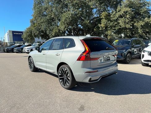 New 2026 Volvo XC60 B5 Ultra w/ Climate Package image 4