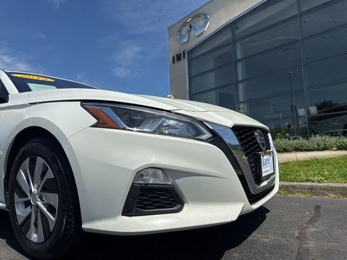 Used 2019 Nissan Altima 2.5 S FWD image 22