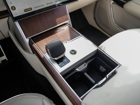 New 2026 Land Rover Range Rover SE AWD/4WD image 30