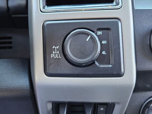 Used 2021 Ford F250 Lariat w/ Chrome Package image 23