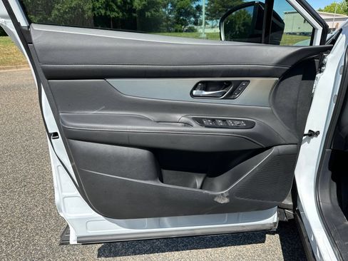 New 2026 Nissan Murano Platinum w/ Cargo Package AWD/4WD image 8