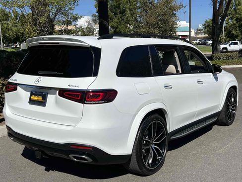 Used 2021 Mercedes-Benz GLS 580 4MATIC image 23