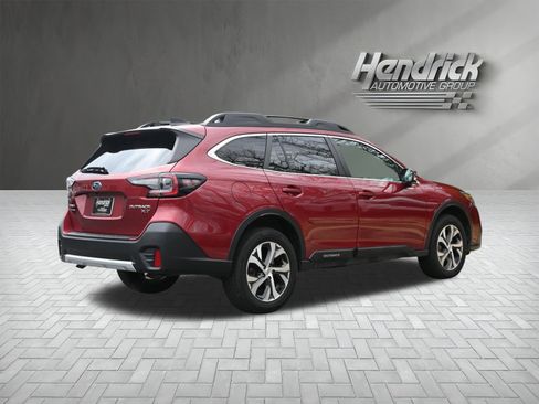 Certified 2022 Subaru Outback Limited XT image 9