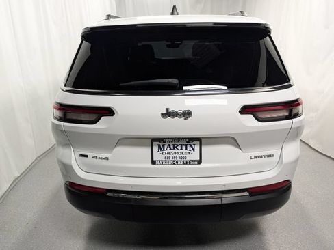 Used 2023 Jeep Grand Cherokee L Limited AWD/4WD image 4