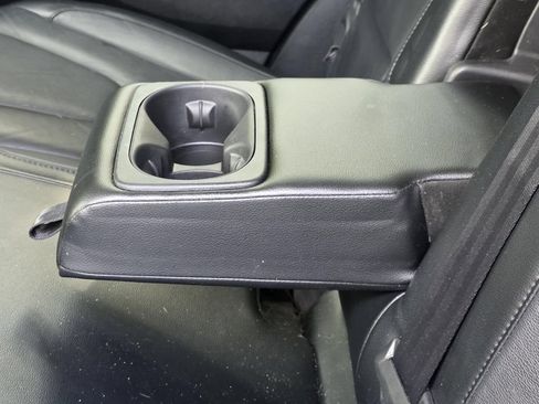 Used 2016 Ford Edge Titanium FWD image 10