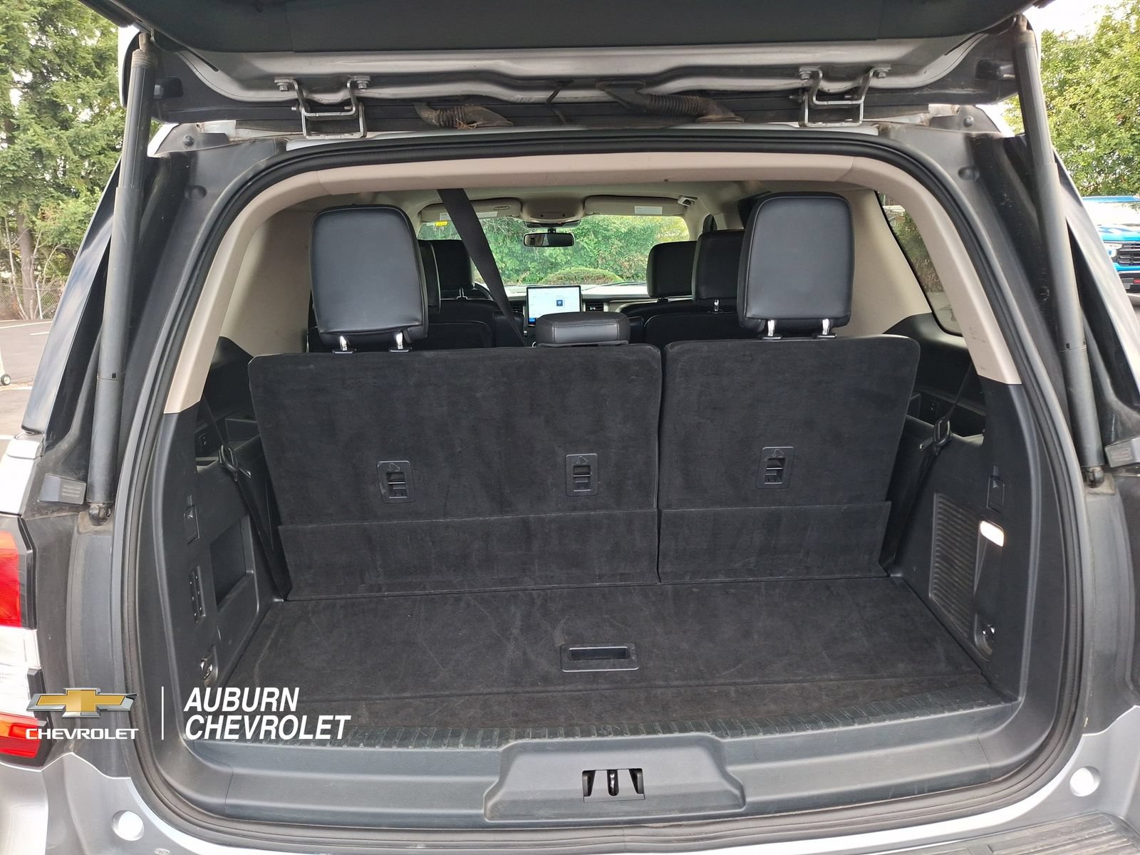 Used 2024 Ford Expedition XLT AWD/4WD image 19