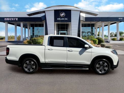 Used 2018 Honda Ridgeline RTL-T image 2