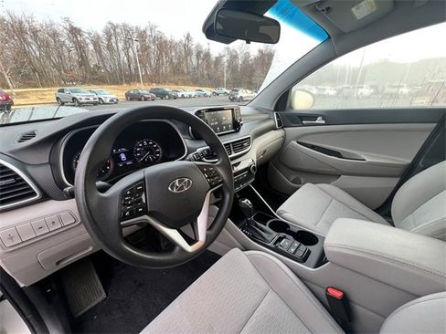 Used 2020 Hyundai Tucson SE image 6