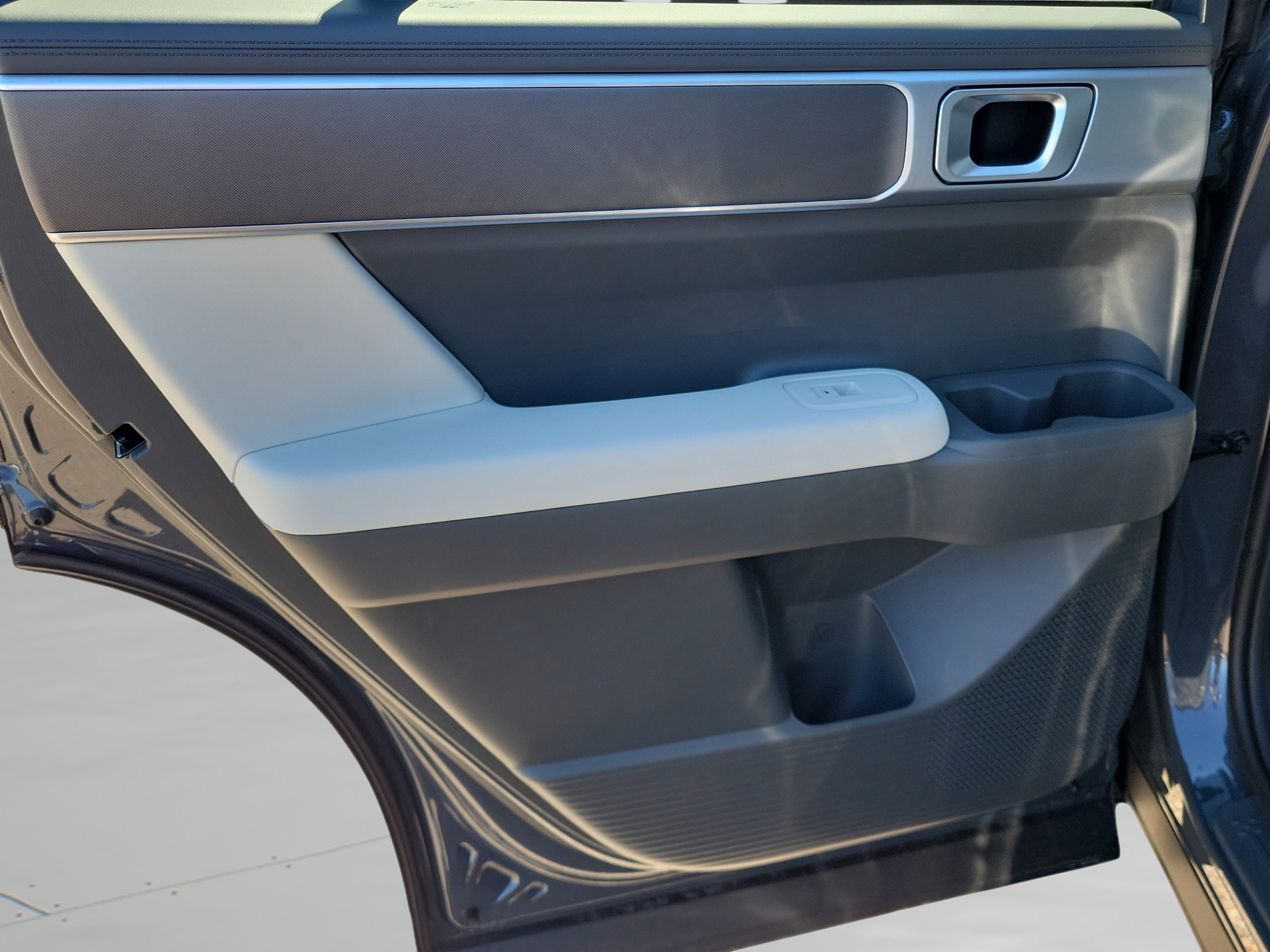 New 2026 Hyundai Santa Fe SE FWD image 8