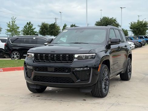 New 2026 Jeep Grand Cherokee Summit AWD/4WD image 3