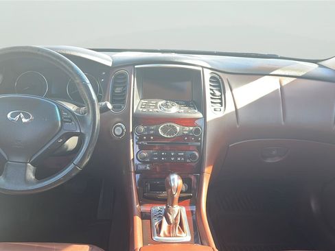 Used 2014 INFINITI QX50 Journey w/ Premium Package image 9