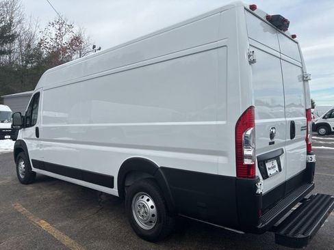 Used 2023 RAM ProMaster 3500 w/ Driver Convenience Group image 5