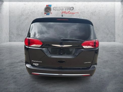 Used 2019 Chrysler Pacifica Limited FWD image 4
