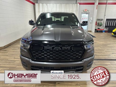 New 2026 RAM 1500 4x4 Crew Cab image 7