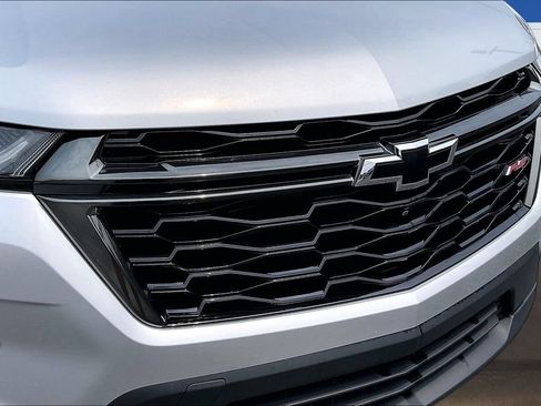 Used 2022 Chevrolet Traverse RS FWD image 33