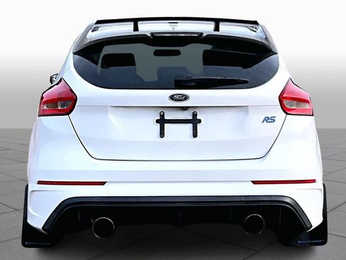 Used 2017 Ford Focus RS image 4