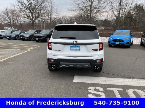 Certified 2023 Honda Passport TrailSport image 5