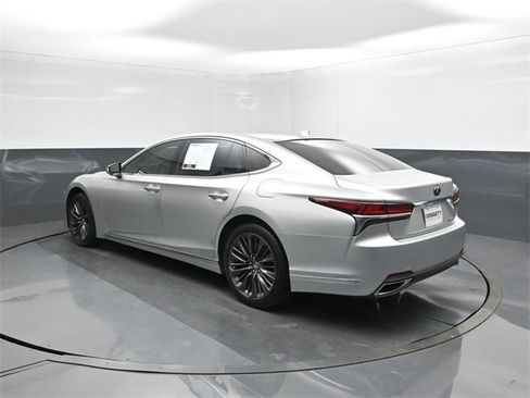 Used 2018 Lexus LS 500 image 5