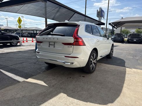 Used 2023 Volvo XC60 B5 Ultimate image 5