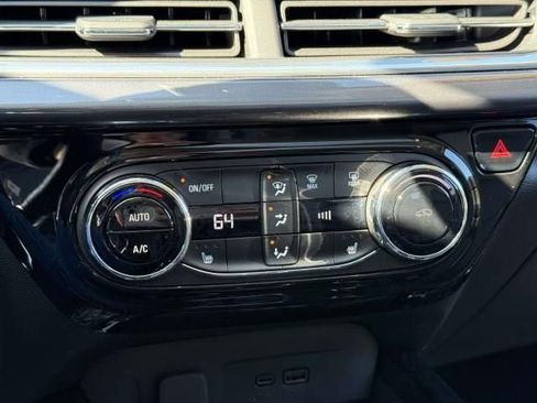 Certified 2024 Chevrolet Trax ACTIV w/ Sunroof Package image 24