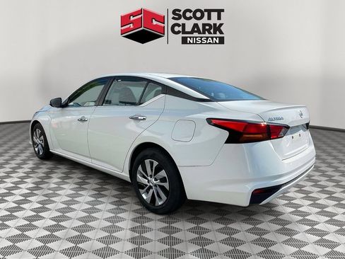 Used 2022 Nissan Altima 2.5 S FWD image 4