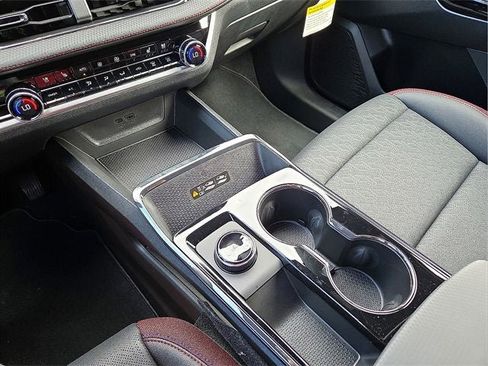 New 2026 Chevrolet Equinox RS w/ Convenience Package III image 25