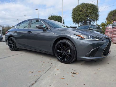 Used 2022 Lexus ES 350 F Sport image 1