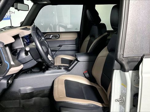 Certified 2024 Ford Bronco Wildtrak image 20