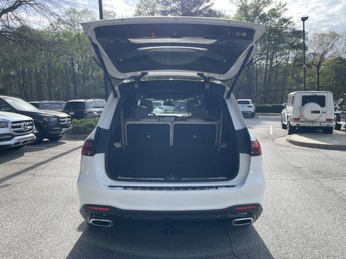 Certified 2025 Mercedes-Benz GLS 450 4MATIC image 9
