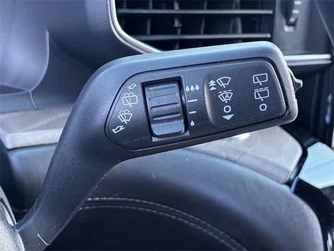 Used 2022 Ford Explorer Platinum w/ Equipment Group 601A image 28