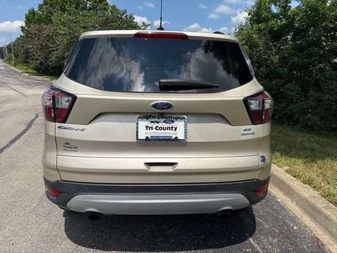Used 2018 Ford Escape SE FWD image 6