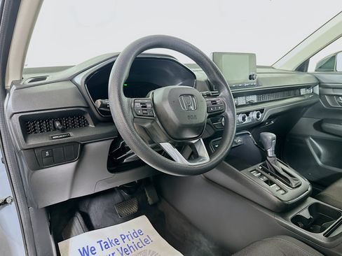 Used 2024 Honda CR-V LX image 9