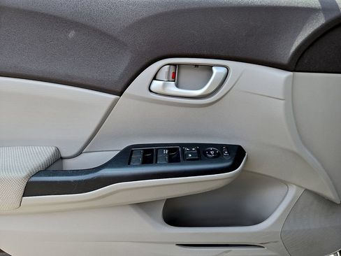 Used 2012 Honda Civic LX image 19