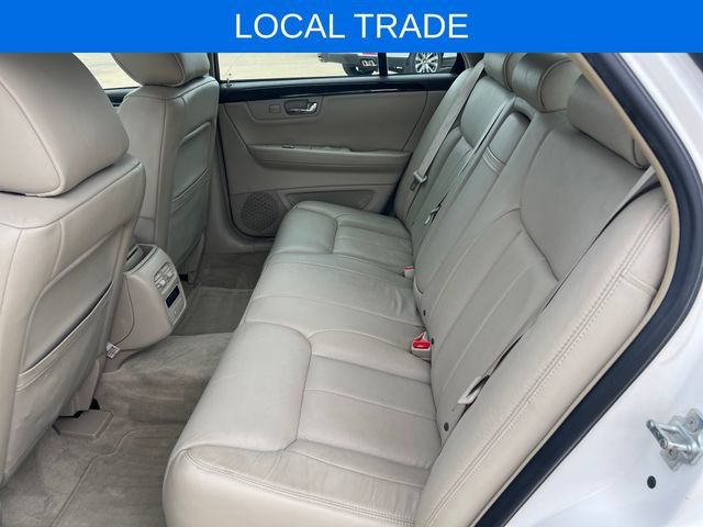 Used 2011 Cadillac DTS Luxury FWD image 13